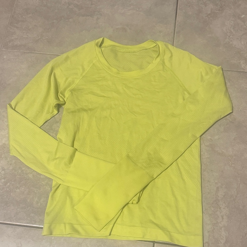 Lululemon Long Sleeve Women's Top